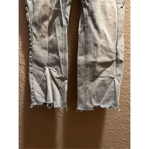 m Jeans By Maurices Light Colored Mid-Rise Kick Boot Ankle Jeans Woman’s Size 16 - Picture 2 of 15